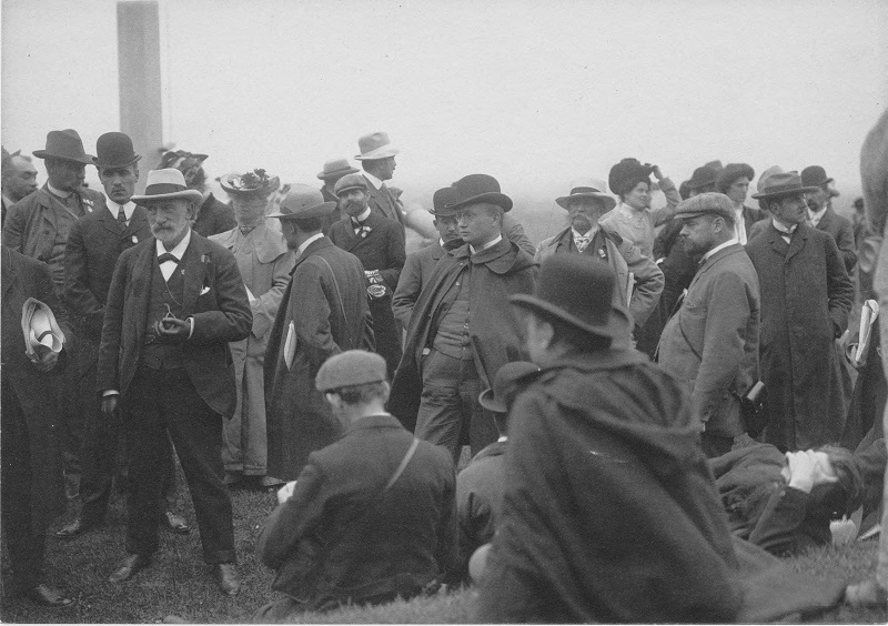 People in a field. Description: People in a field; Chicago, IL. Source: ICHi-52243. Chicago History Museum. Reproduction of photographic print, photographer unknown. Date: early 1890s.