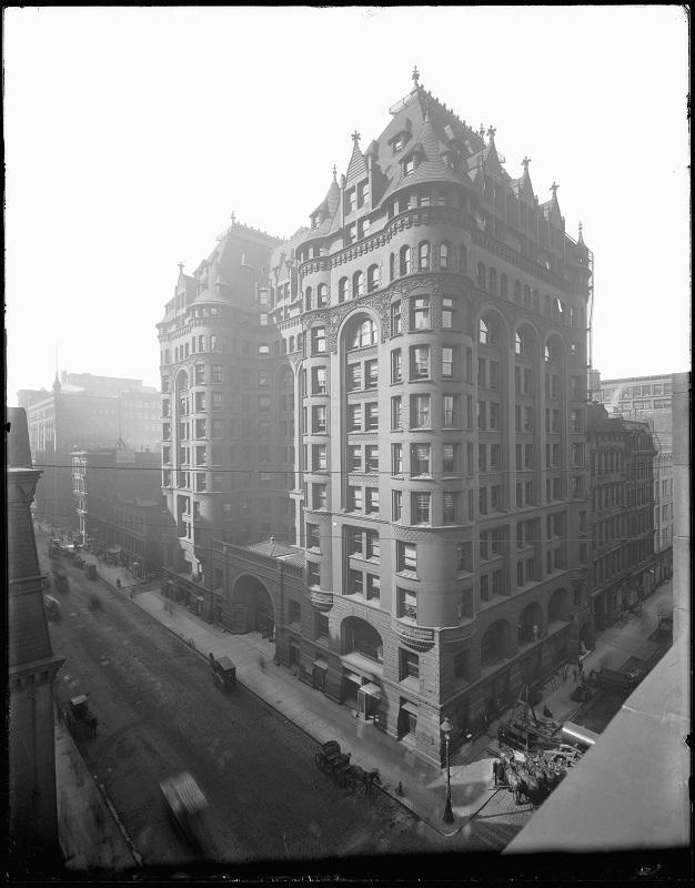 Women's Temple building at 102 to 116 South LaSalle Street. Description: Women's Temple building at 102 to 116 South LaSalle Street; Chicago, IL. Source: ICHi-19133. Reproduction of photograph, photographer - Barnes Crosby. Date: ca. 1905.